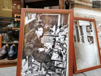 Tutto cominci� con nostro padre Gaetano � rammenta il 57 enne Andrea �, che all�et� di 20 anni si approcci� al mestiere in una bottega di un altro calzolaio�